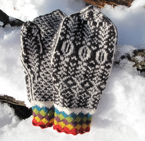 Across Norway Mittens